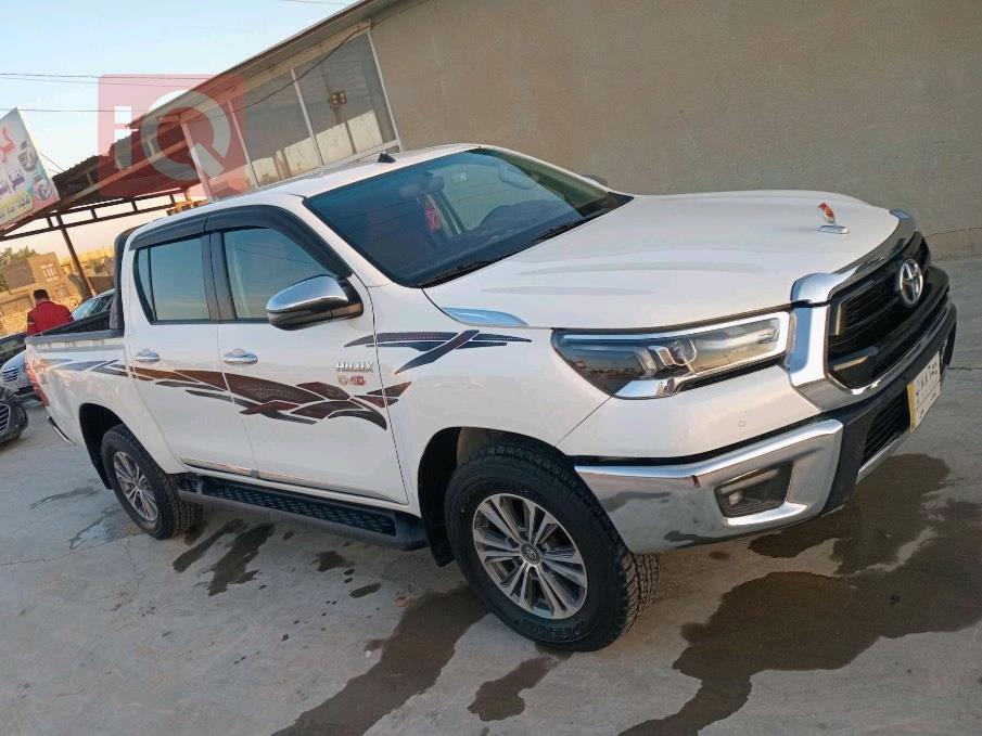 تۆیۆتا هایلۆکس